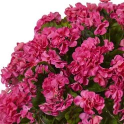 22" Geranium Flowering Plant In Farmhouse Planter -Michaels Shop D262997S 12