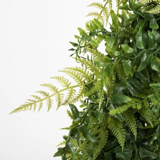 24" Green Buckler Fern & Grass Wreath 6 24" Green Buckler Fern & Grass Wreath - Image 4
