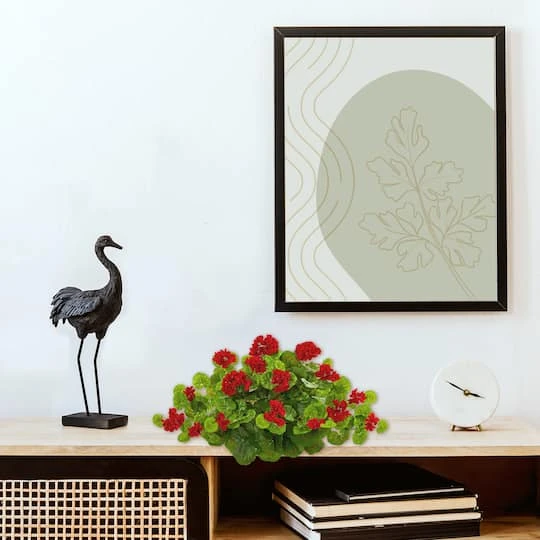 12" Geranium Ledge Plant 6 12" Geranium Ledge Plant - Image 4